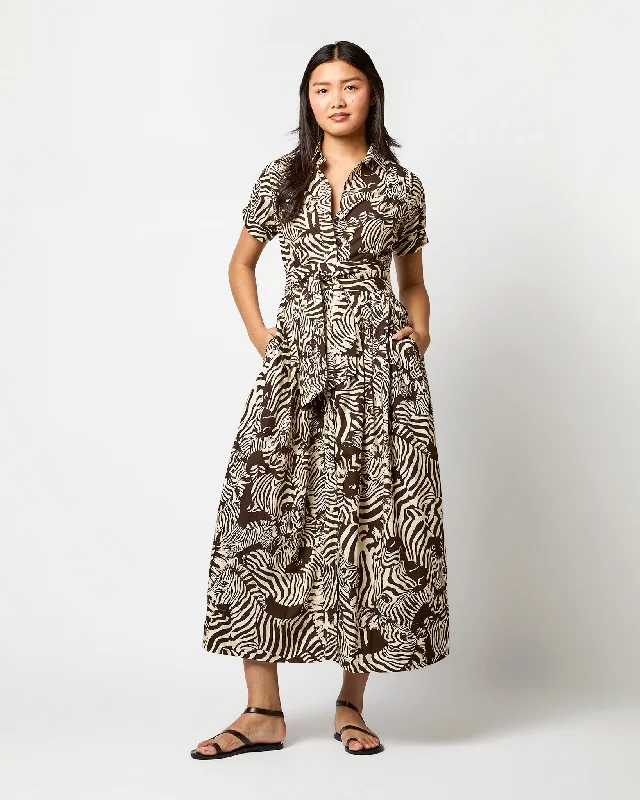 Short-Sleeved Classic Shirtwaist Maxi Dress in Ratti® Brown/Cream Zebra Poplin Stylish Boho Chic Maxi Dress Short-Sleeved Classic Shirtwaist Maxi Dress in Ratti® Brown/Cream Zebra Poplin Stylish Boho Chic Maxi Dress