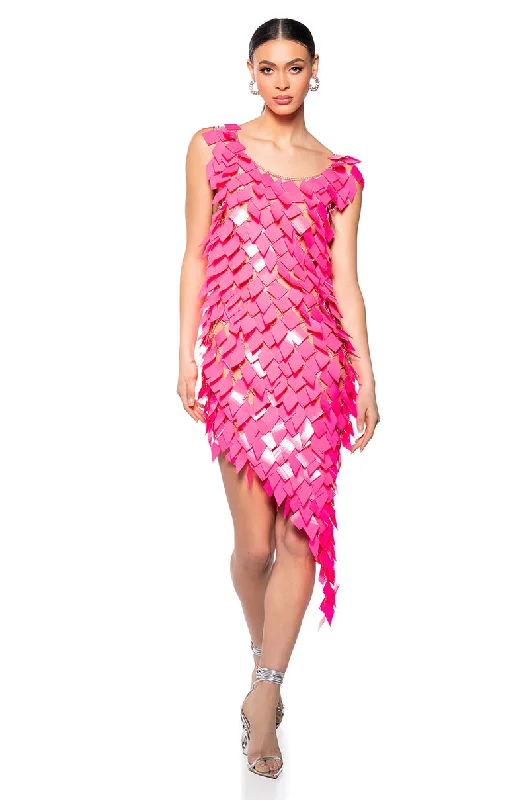 ITS A PARTY SEQUIN CHAIN MINI DRESS IN FUCHSIA Elegant Satin Lace Mini Dress