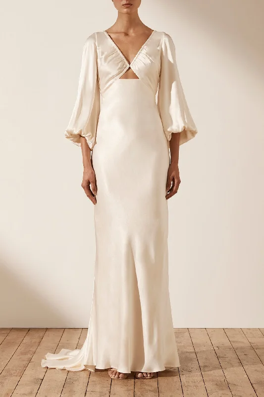 LA LUNE RUCHED BODICE BALLOON SLEEVE MAXI DRESS - CREAM Comfortable Fitted Maxi Dress
