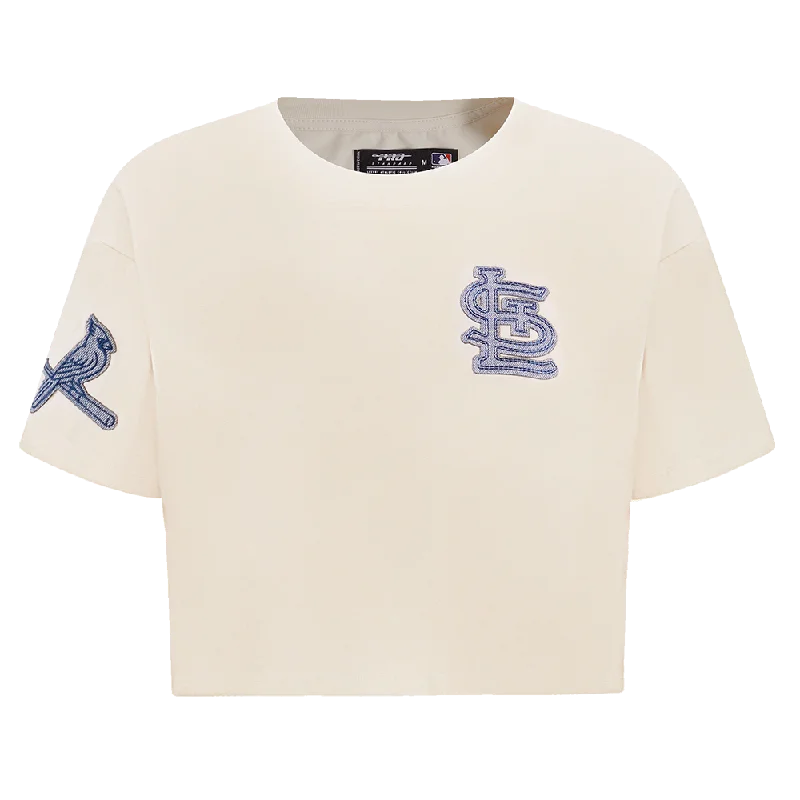 MLB ST. LOUIS CARDINALS VARSITY BLUES WOMEN'S BOXY TEE (LINEN) Fitted T-Shirt Seamless Stretchy MLB ST. LOUIS CARDINALS VARSITY BLUES WOMEN'S BOXY TEE (LINEN) Fitted T-Shirt Seamless Stretchy