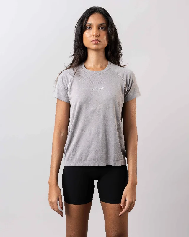 Women's Core Seamless Tee V2 Solid Color Striped Floral