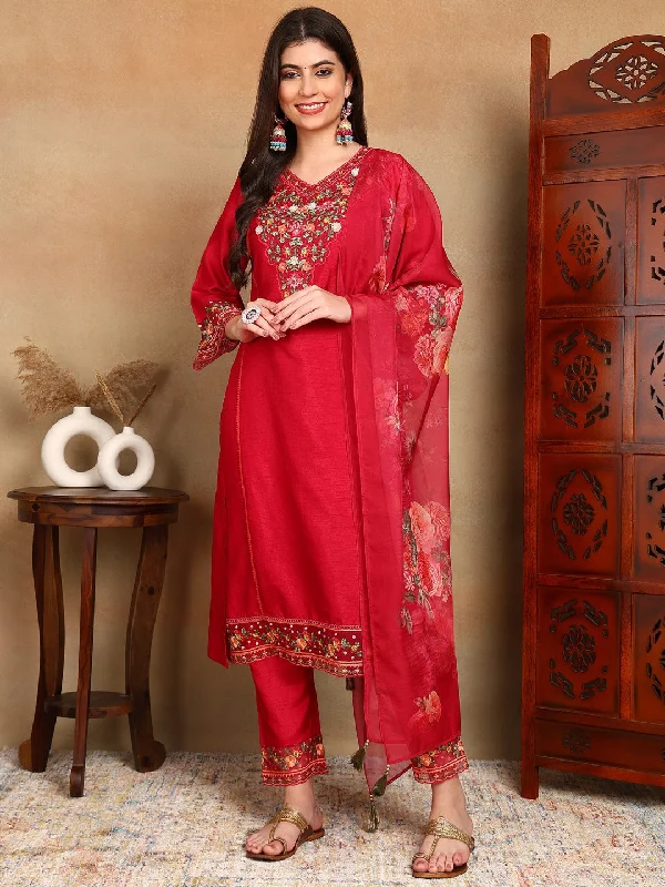 Women Rani Pink Silk Blend Solid Embroidered Straight Kurta Trouser With Dupatta